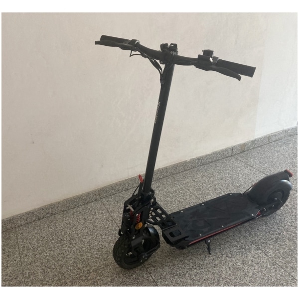 Elektromos robogó X-Scooters XS04- elöl