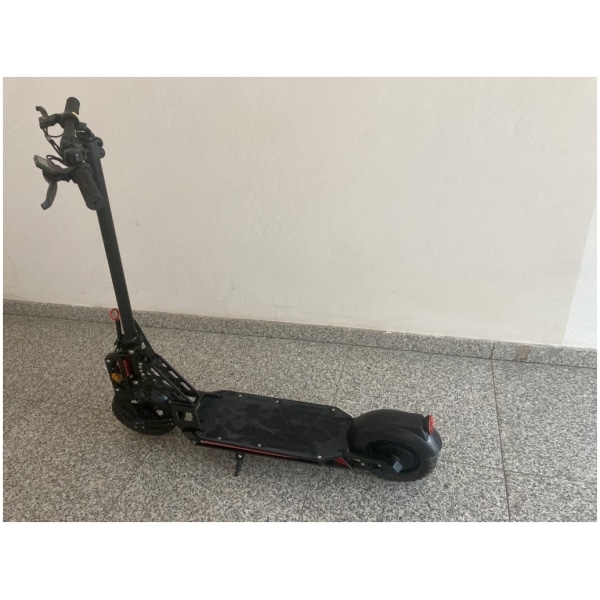 Elektromos robogó X-Scooters XS04-hátul